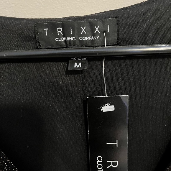 Mini long sleeve v neck dress - Picture 4 of 5